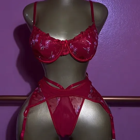 Lingerie de 5000f 